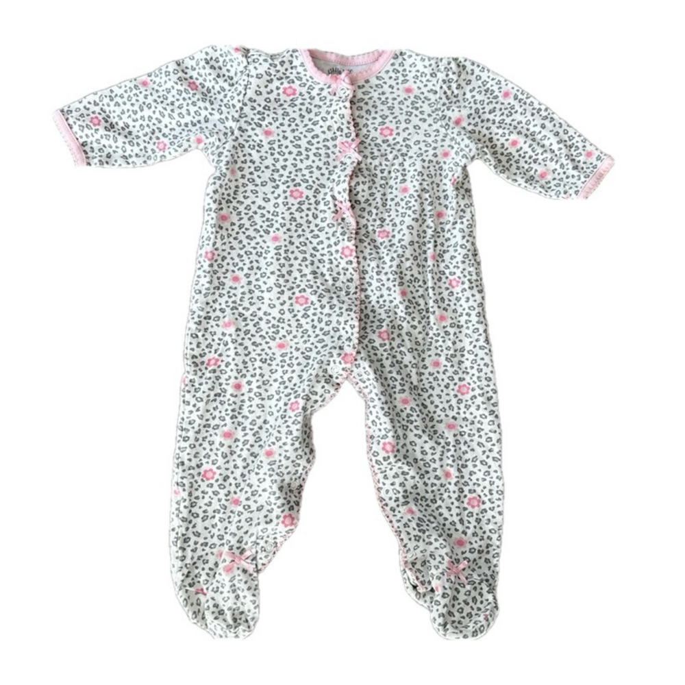 4/20$ Little Me leopard print footed sleeper/pyjama size 9m